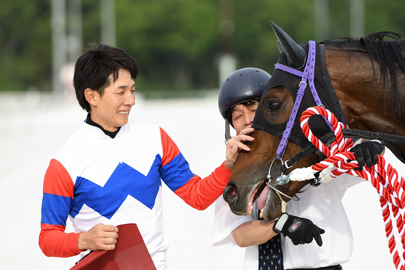 2021年 リプレーザ ダートでも芝でも活躍を期す