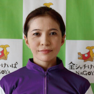 宮下 瞳 写真