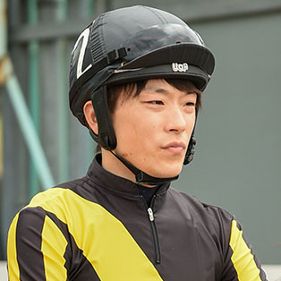 張田 昂 写真