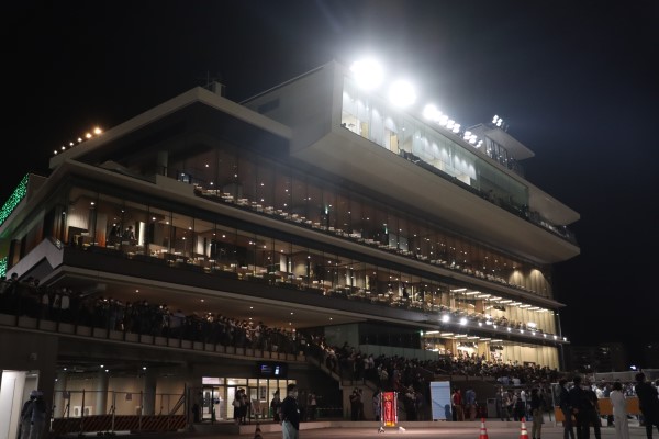 船橋競馬場 写真1