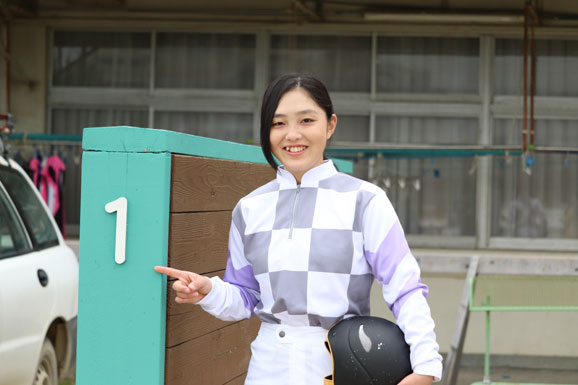 Yoko S Weekly Report Ladies Jockeys