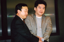 記者会見写真