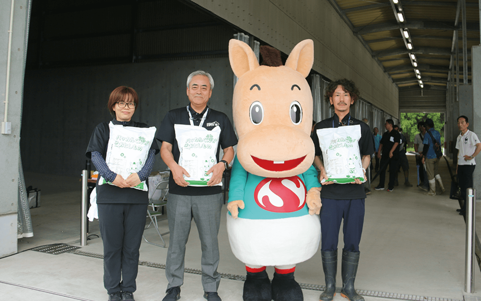 施設見学会の様子